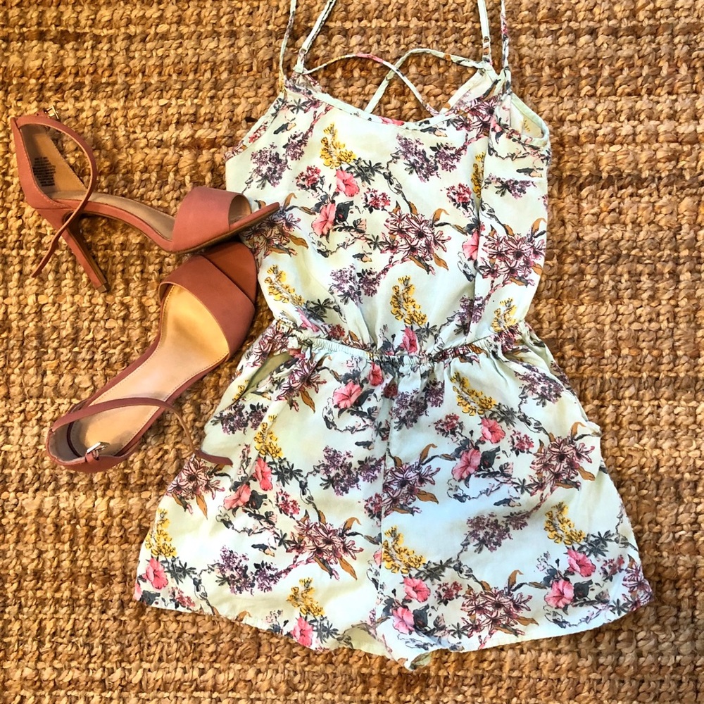 ❌SOLD!!!- Romper- H&M